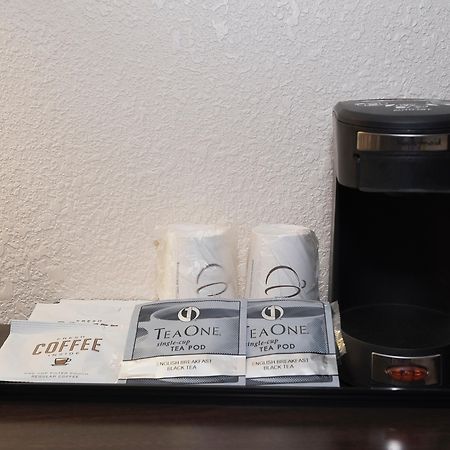 Red Roof Inn & Suites Mt Holly - Mcguire Afb Westampton Εξωτερικό φωτογραφία