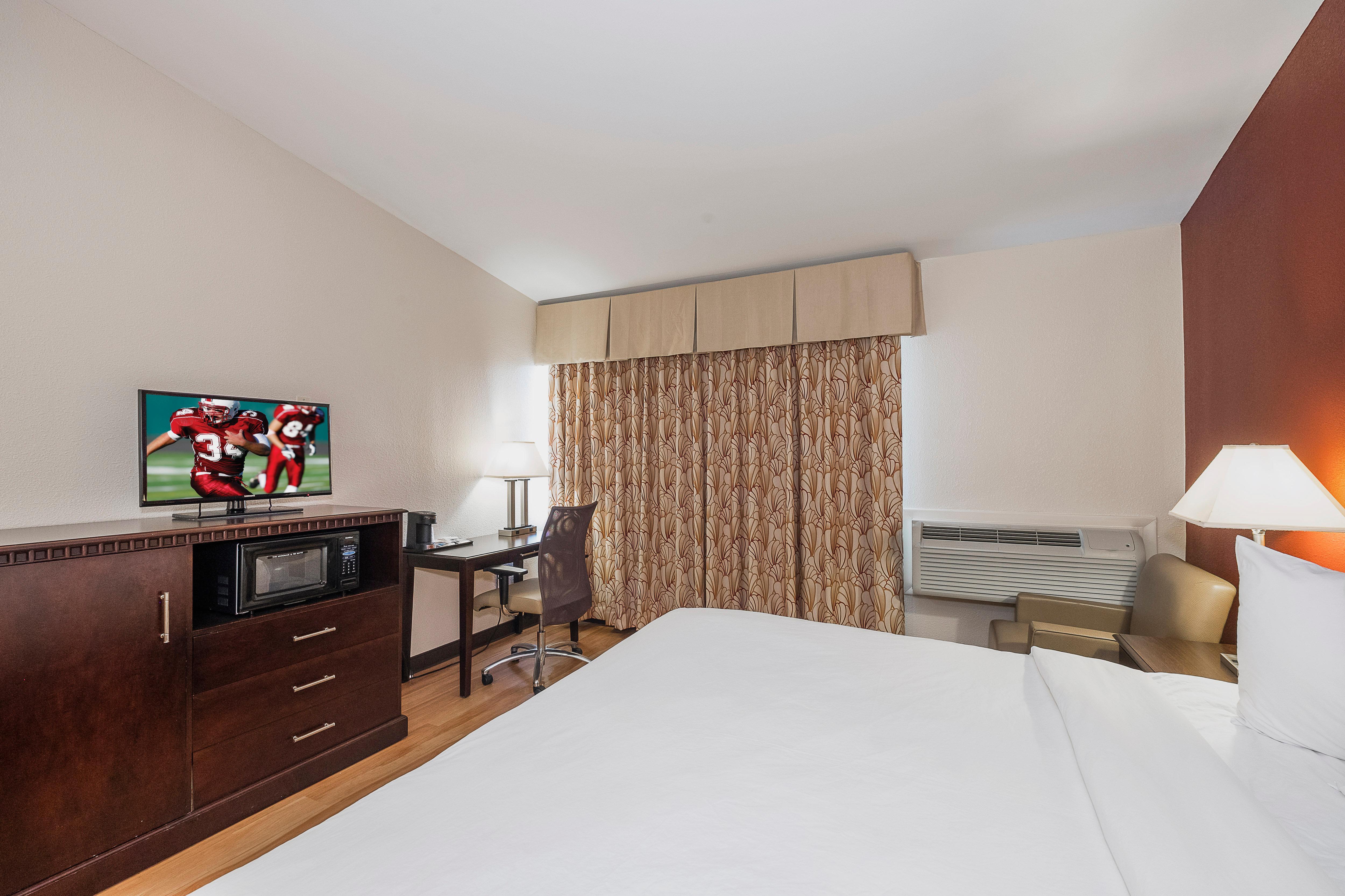 Red Roof Inn & Suites Mt Holly - Mcguire Afb Westampton Εξωτερικό φωτογραφία