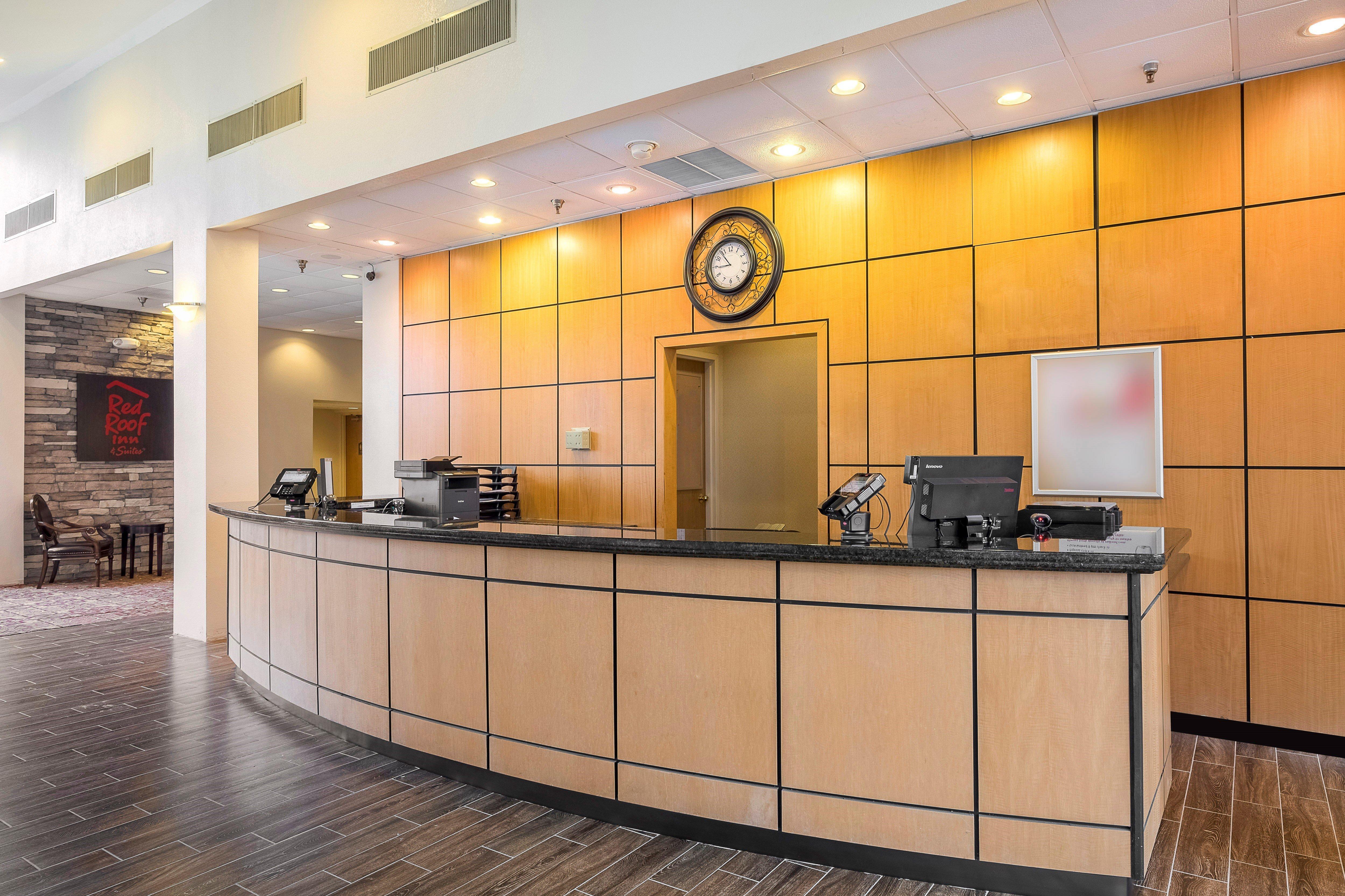 Red Roof Inn & Suites Mt Holly - Mcguire Afb Westampton Εξωτερικό φωτογραφία