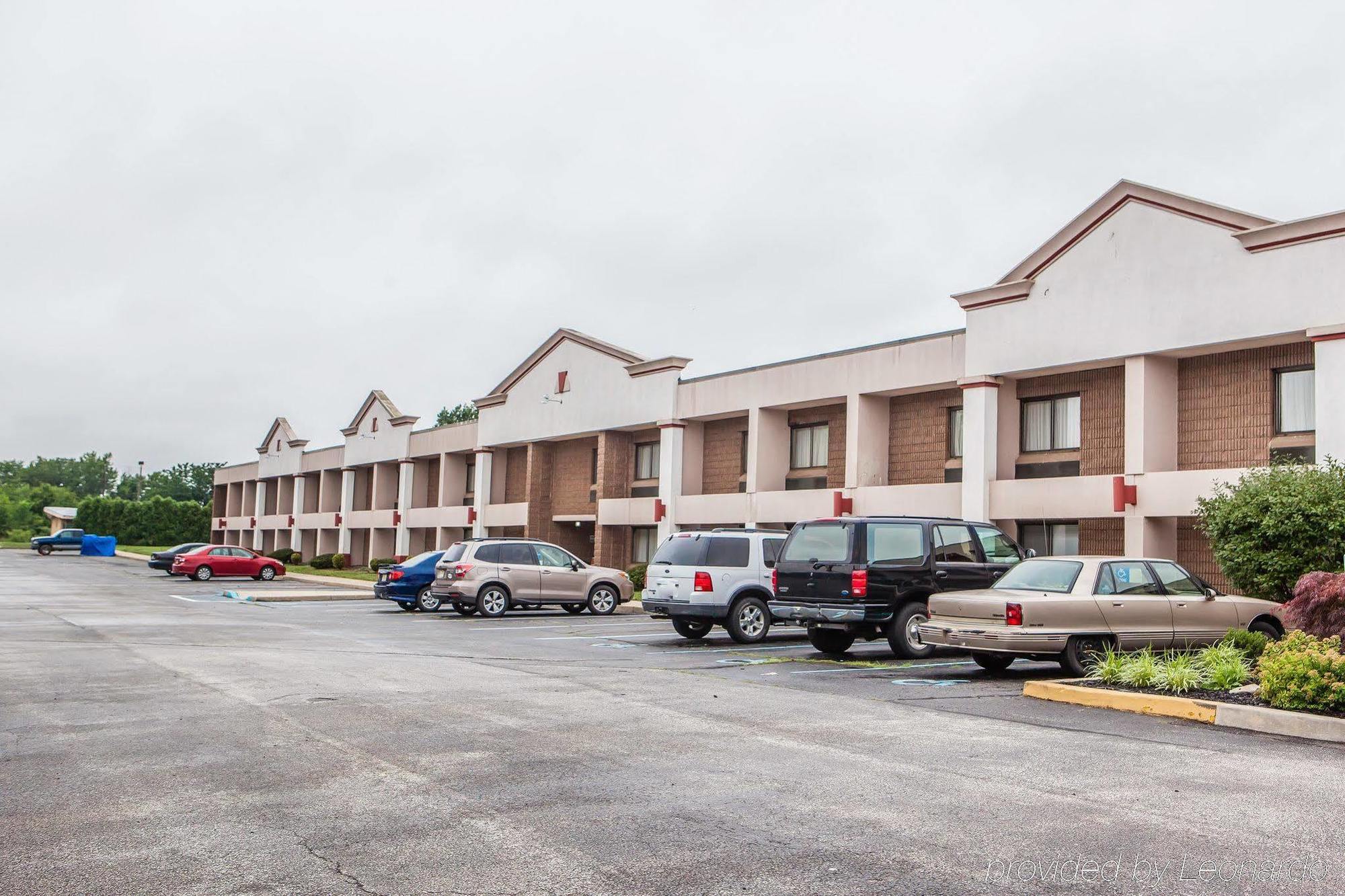 Red Roof Inn & Suites Mt Holly - Mcguire Afb Westampton Εξωτερικό φωτογραφία