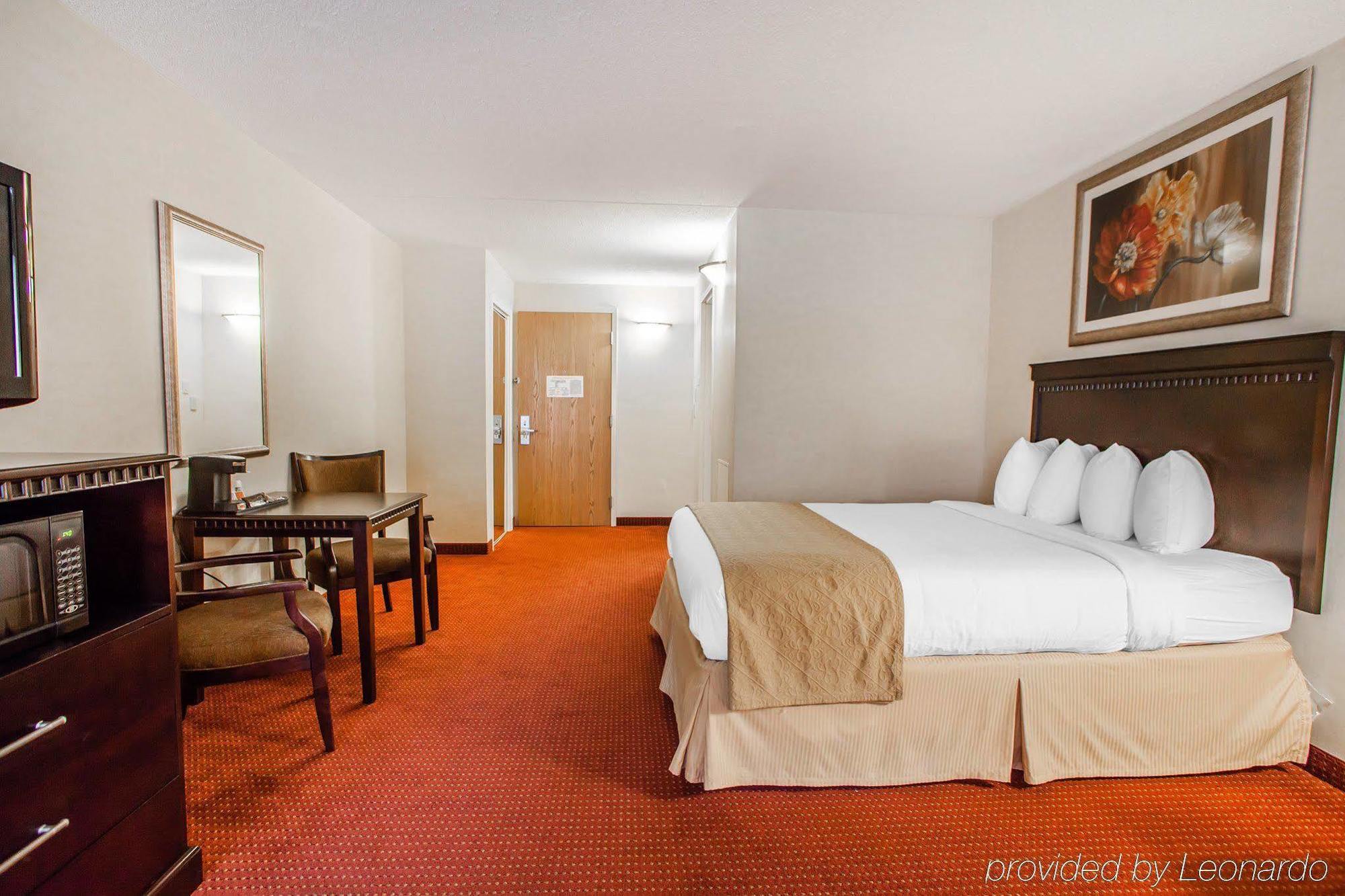 Red Roof Inn & Suites Mt Holly - Mcguire Afb Westampton Εξωτερικό φωτογραφία