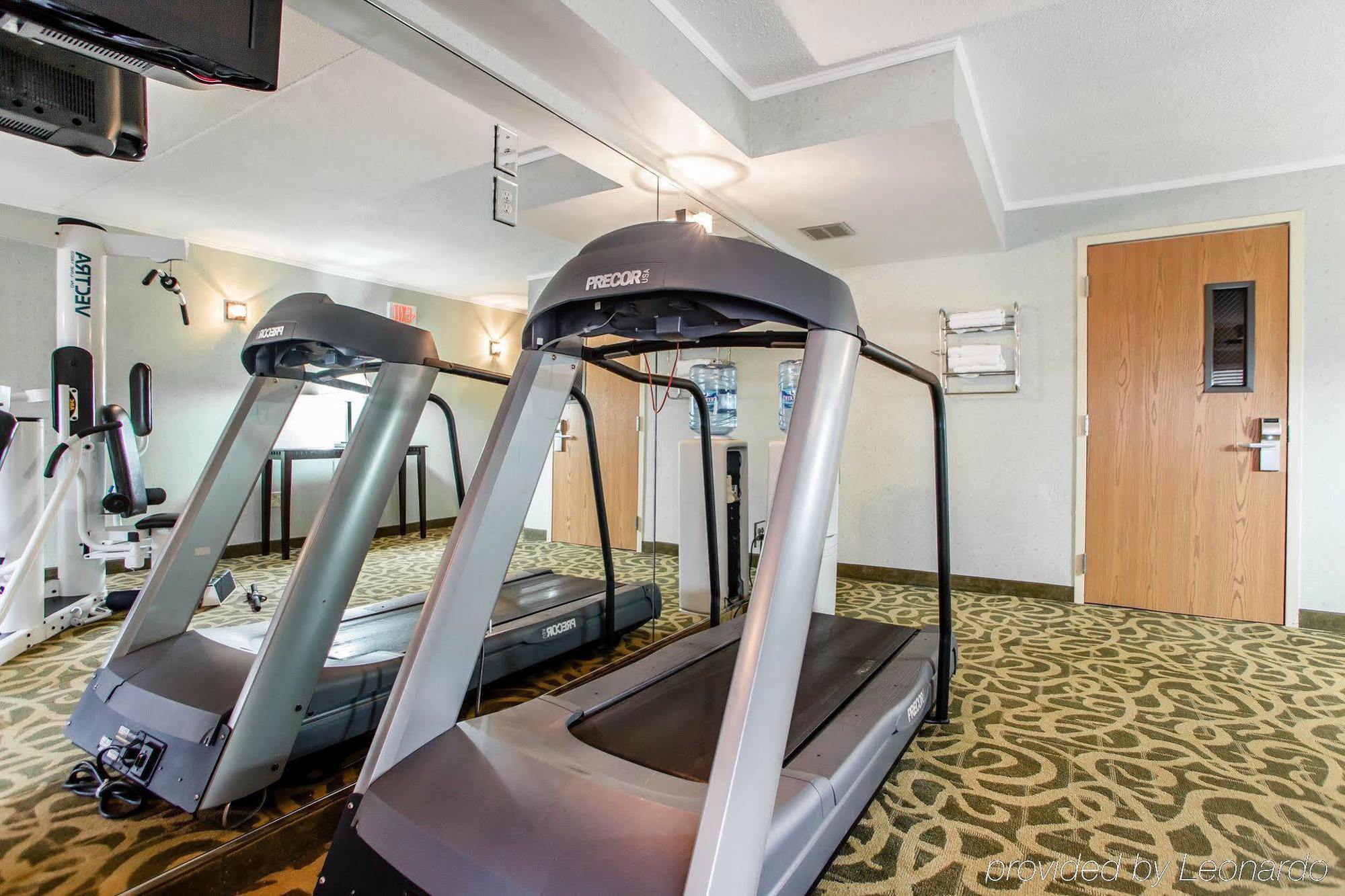 Red Roof Inn & Suites Mt Holly - Mcguire Afb Westampton Εξωτερικό φωτογραφία