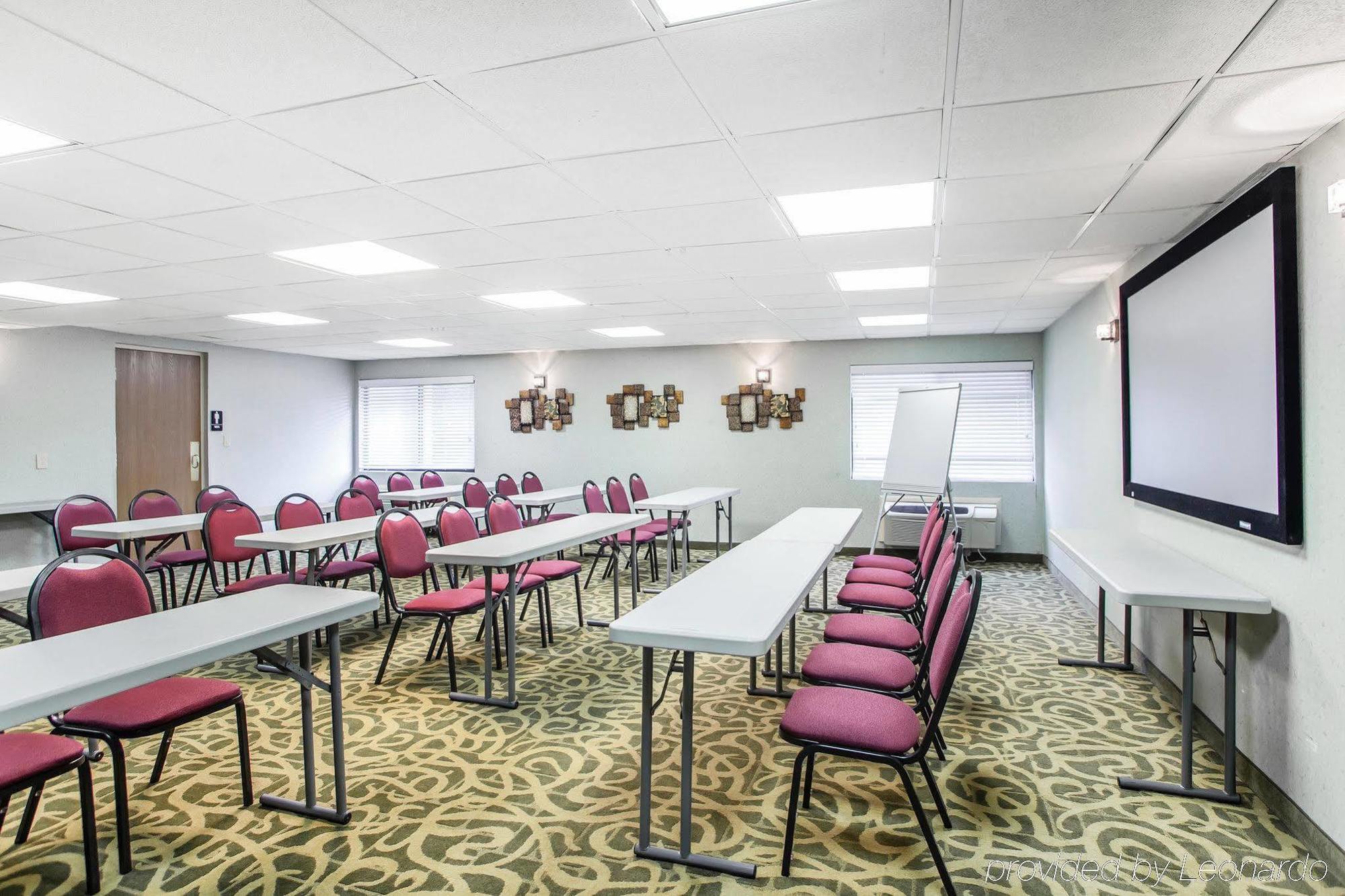 Red Roof Inn & Suites Mt Holly - Mcguire Afb Westampton Εξωτερικό φωτογραφία